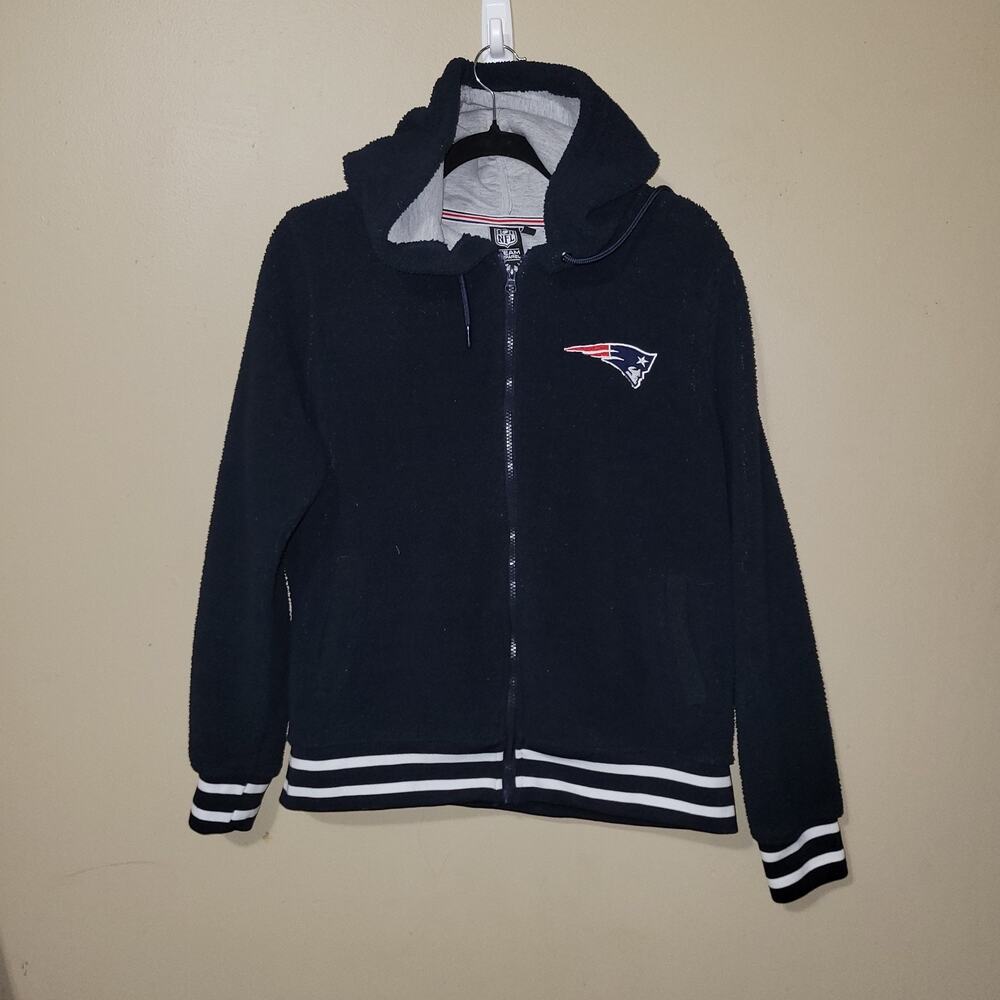 NFL NEW ENGLAND PATRIOTS Embroidered Logo & Spellout Zip Up Hoodie Jacket Medium